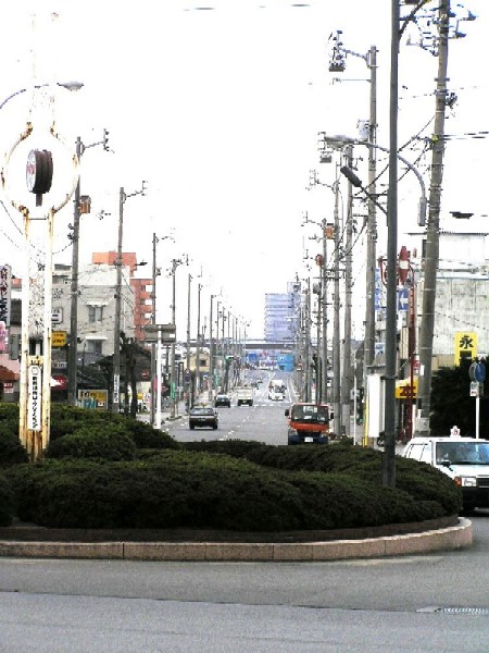 駅斜め道路